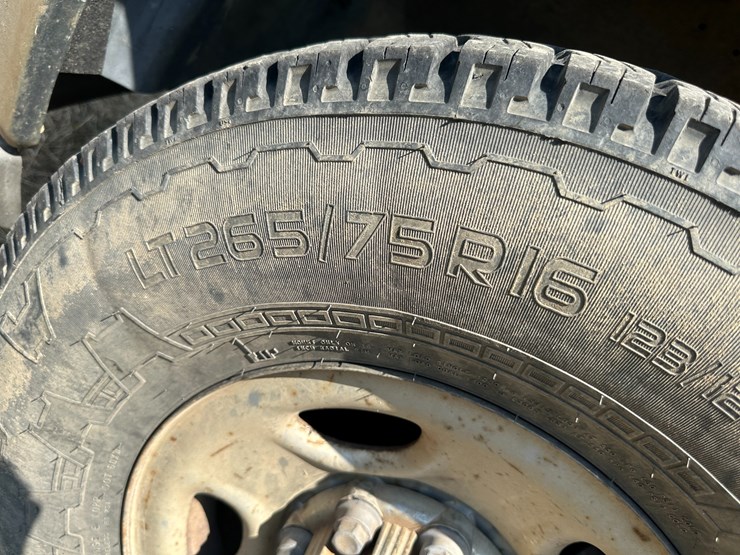 2002-chevrolet-2500-image-7