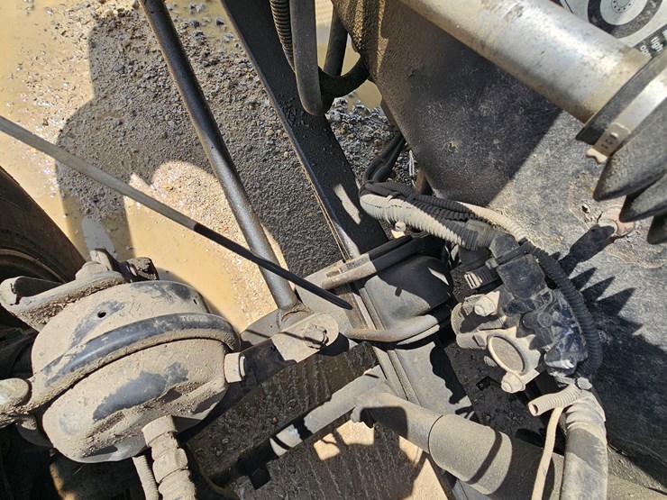 2005-kenworth-t600-image-48