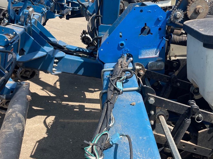 kinze-3200-image-41
