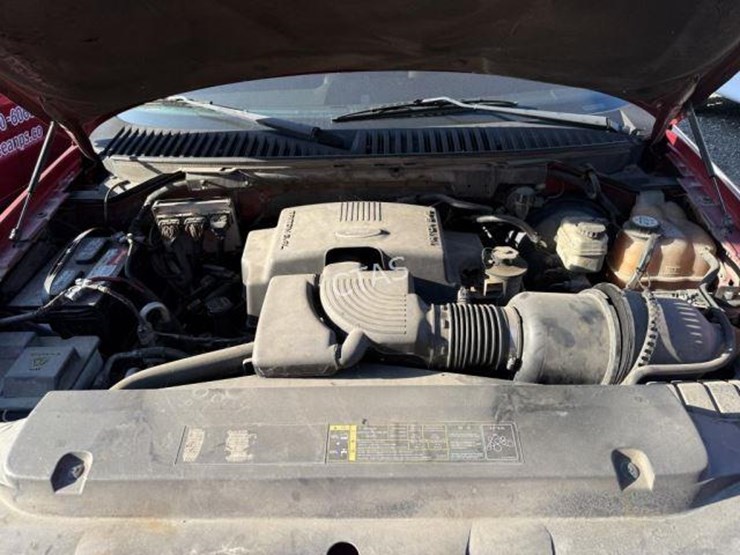 2004-ford-expedition-image-11