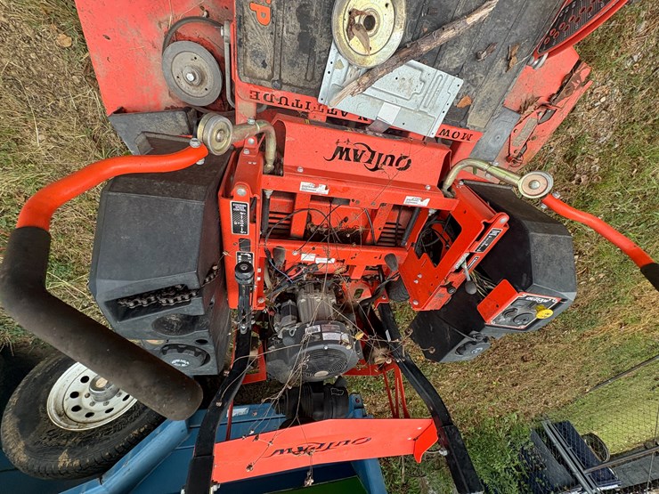 #25349-•-inop-bad-boy-outlaw-zero-turn-mower-image-13