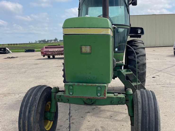 john-deere-4630-image-2
