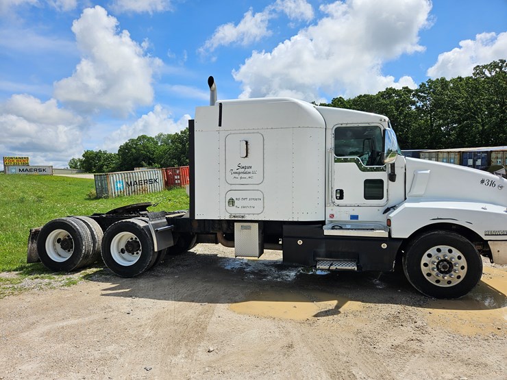 2005-kenworth-t600-image-33