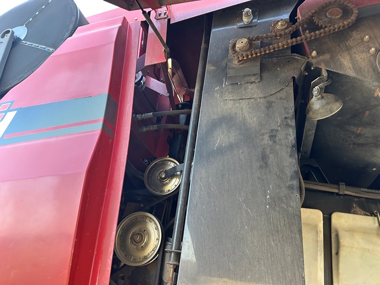 2012-case-ih-8120-image-50