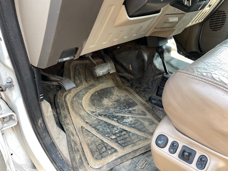2008-ford-f250-xl-image-51