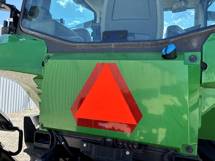 2020-john-deere-8rx-410-image-23