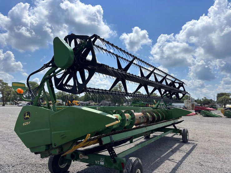 2010-john-deere-625f-image-17