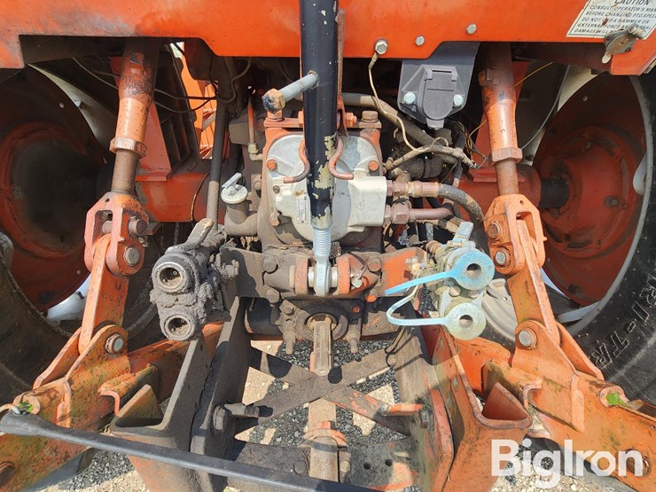 1972-case-1070-agri-king-2wd-tractor-image-11
