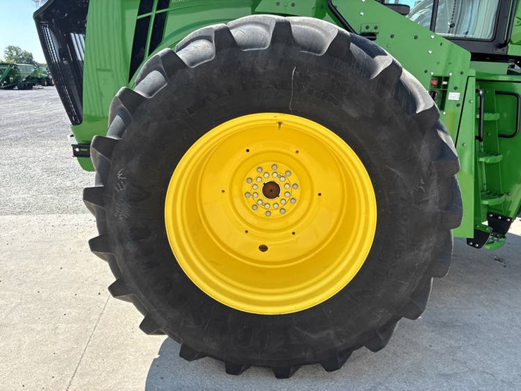 2023-john-deere-9r-440-image-48
