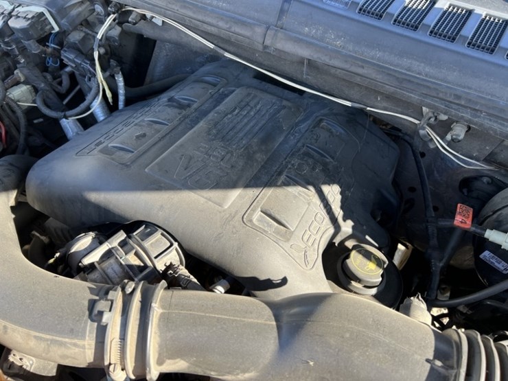 2015-ford-f150-xlt-image-13