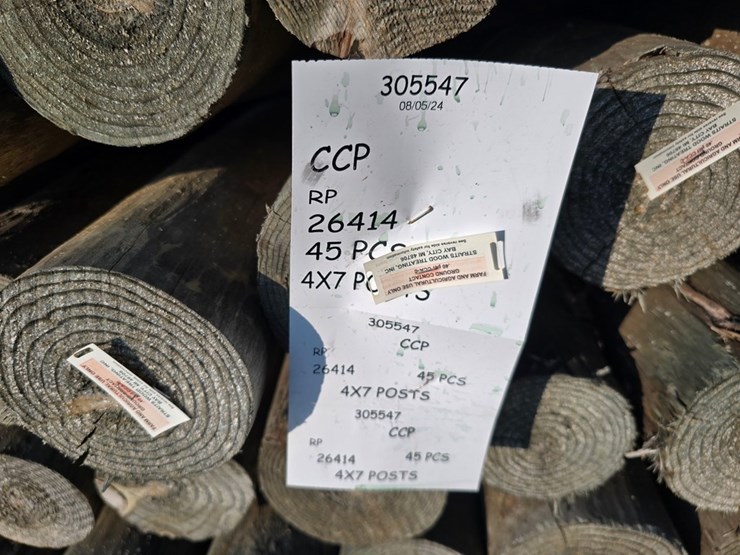 new-45-4x7-treated-fence-posts-image-5