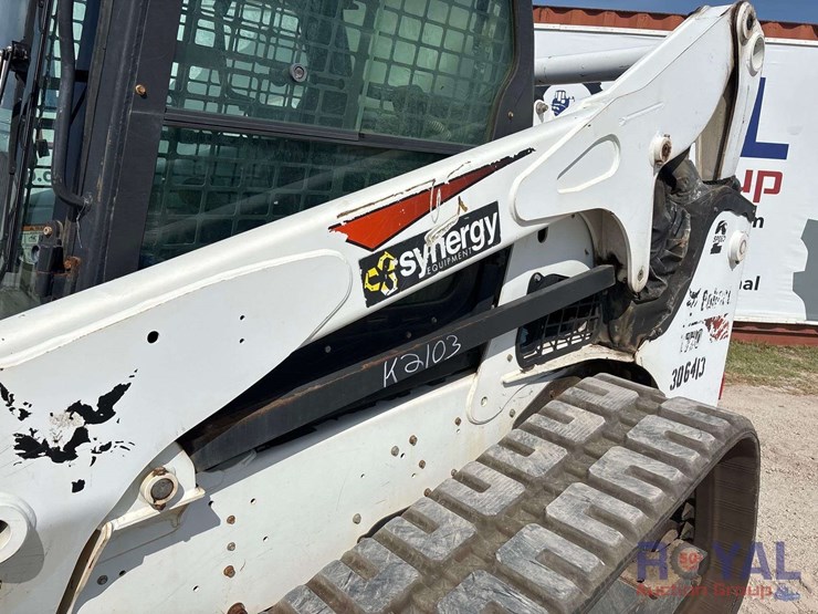2019-bobcat-t770-image-24