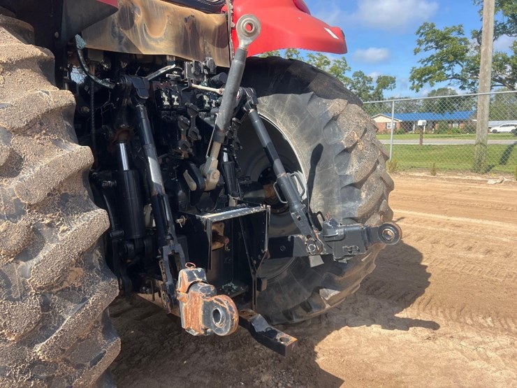 case-ih-magnum-180-image-13