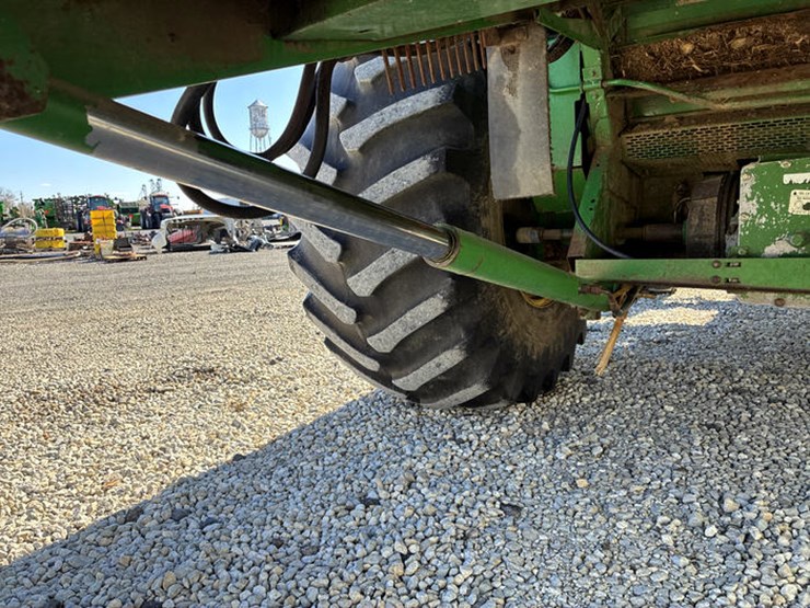 1998-john-deere-9510-image-13