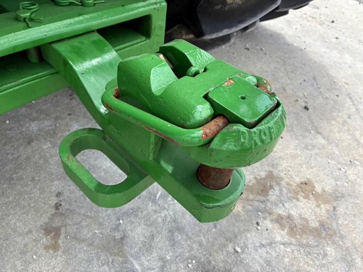 2023-john-deere-8r-340-image-28