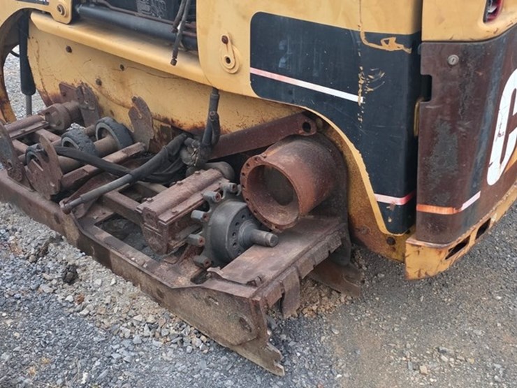 caterpillar-277-image-16