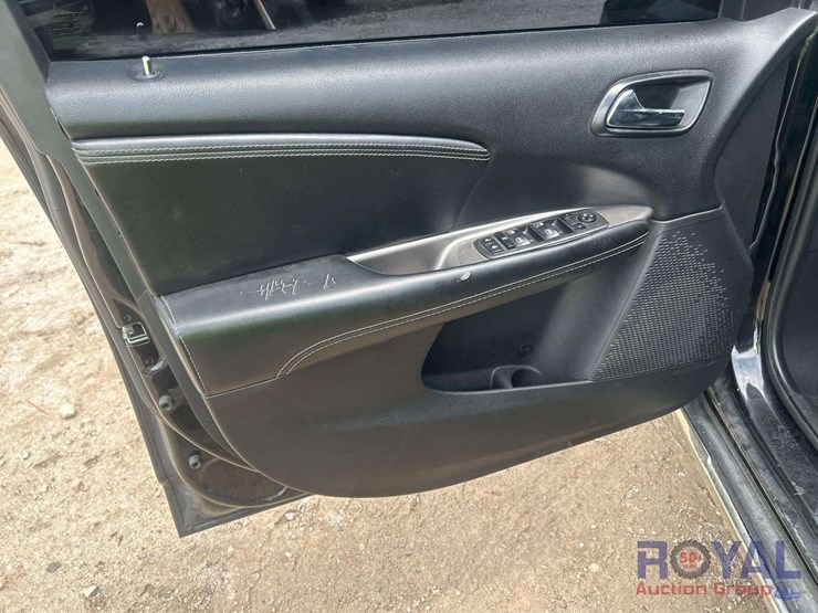 2019-dodge-journey-image-6