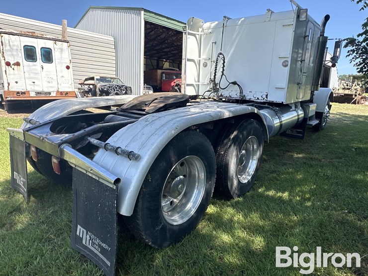 1987-freightliner-flc120-image-5