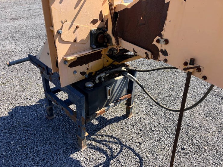 #113185-•-wood-chipper-image-4