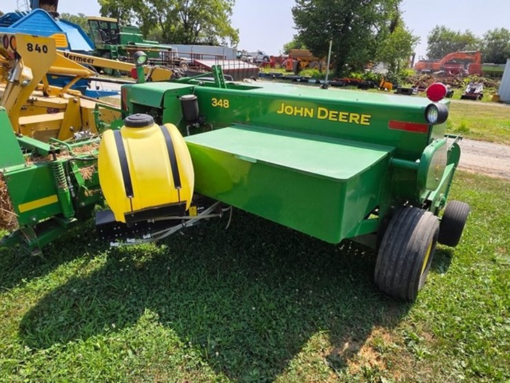 john-deere-348-image-4