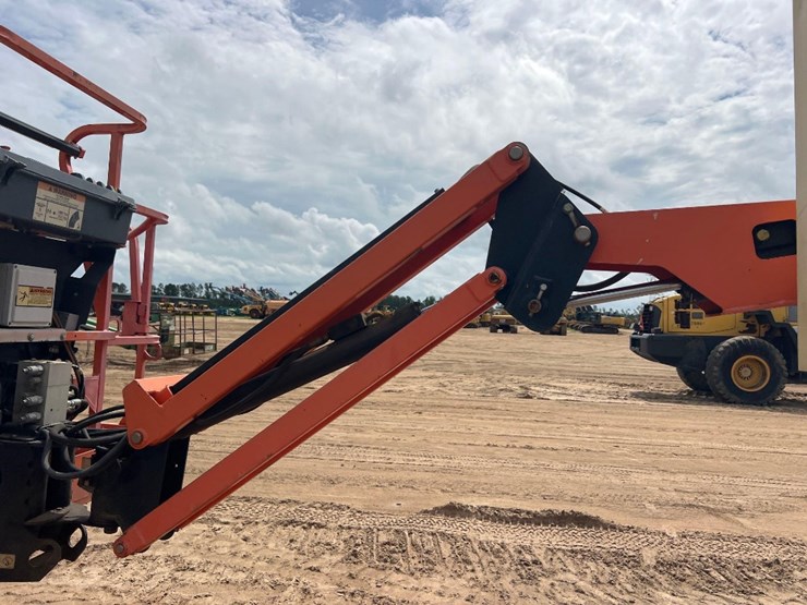 2008-jlg-450aj-image-18