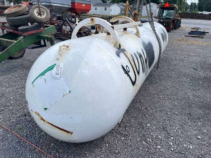 #113058-•-1000-gal-hyd-tank----as-is-image-2