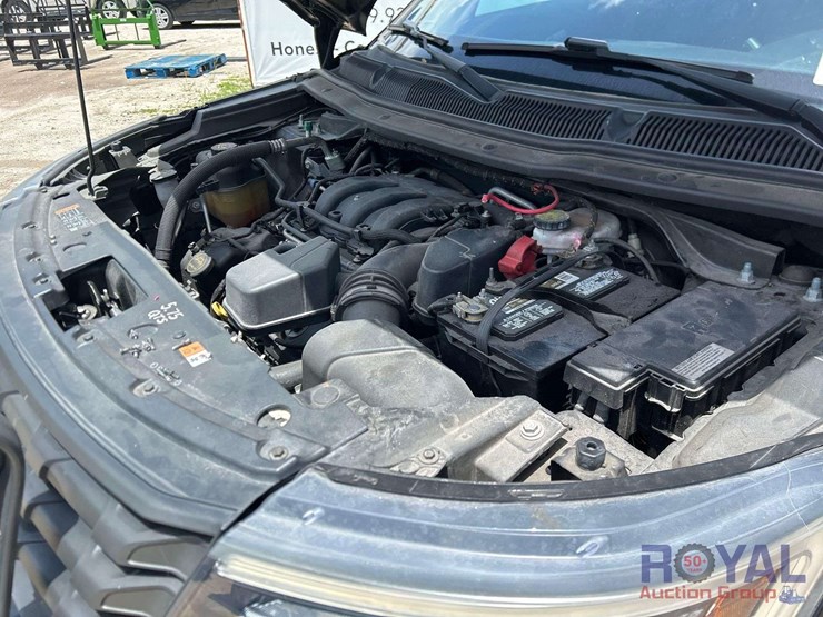 2018-ford-explorer-image-8