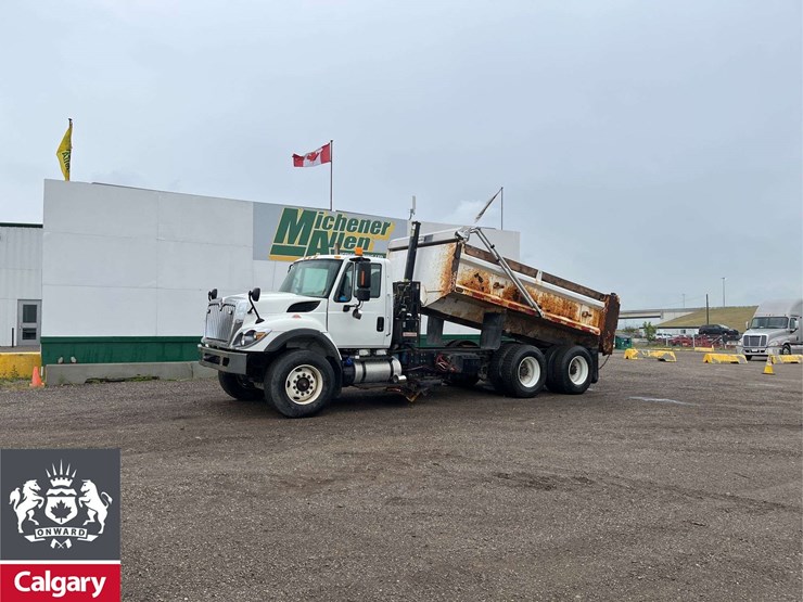 2016-international-workstar-7400-image-1