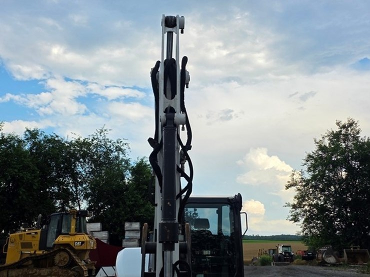 2022-bobcat-e88-image-52