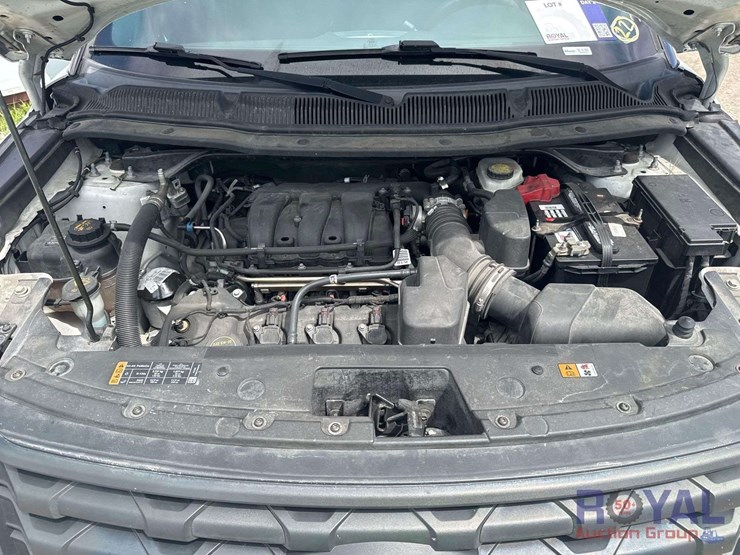 2016-ford-explorer-image-7