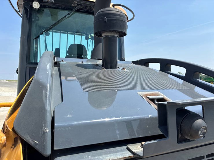 2018-john-deere-2018-image-40