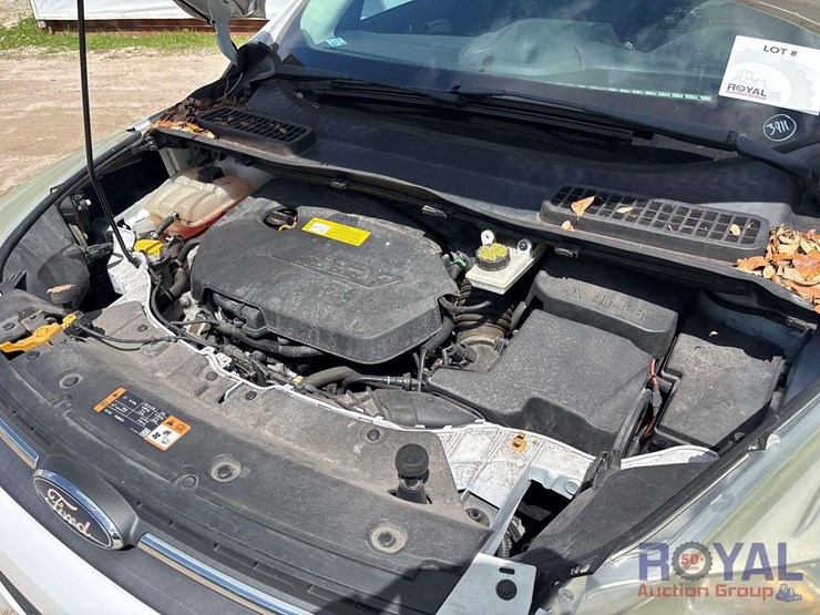 2016-ford-escape-se-image-9