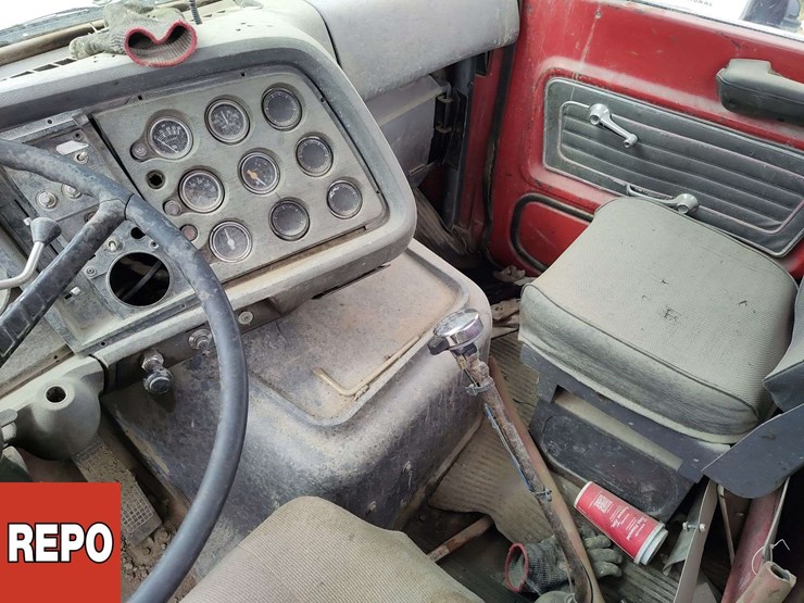 ford-9000-image-9