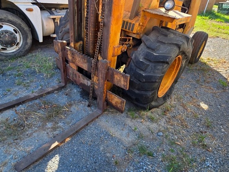 case-585e-image-26