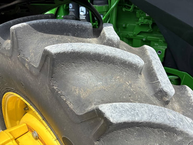 2023-john-deere-8r-340-image-51