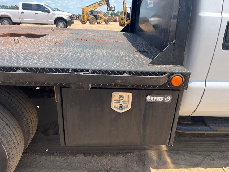 2016-ford-f350-image-15