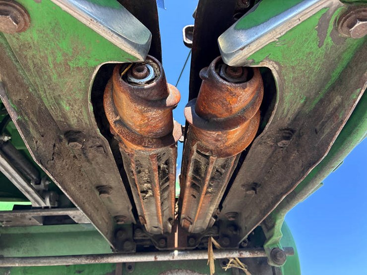 2013-john-deere-612c-image-39
