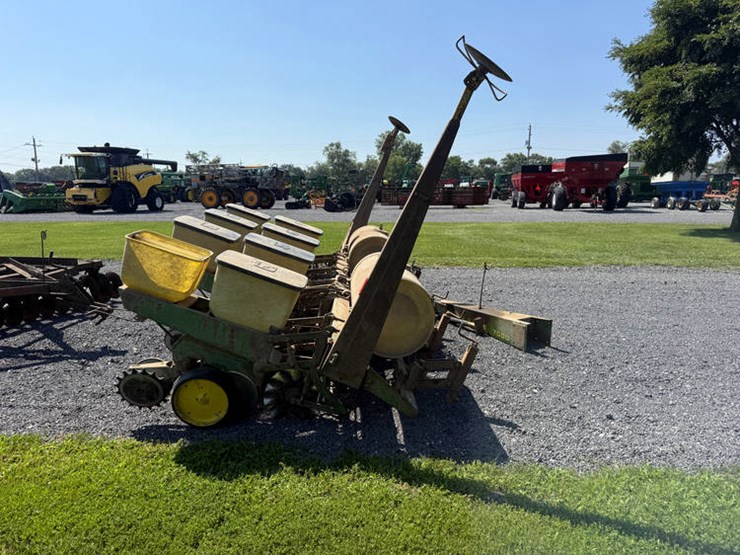 john-deere-7000-image-2