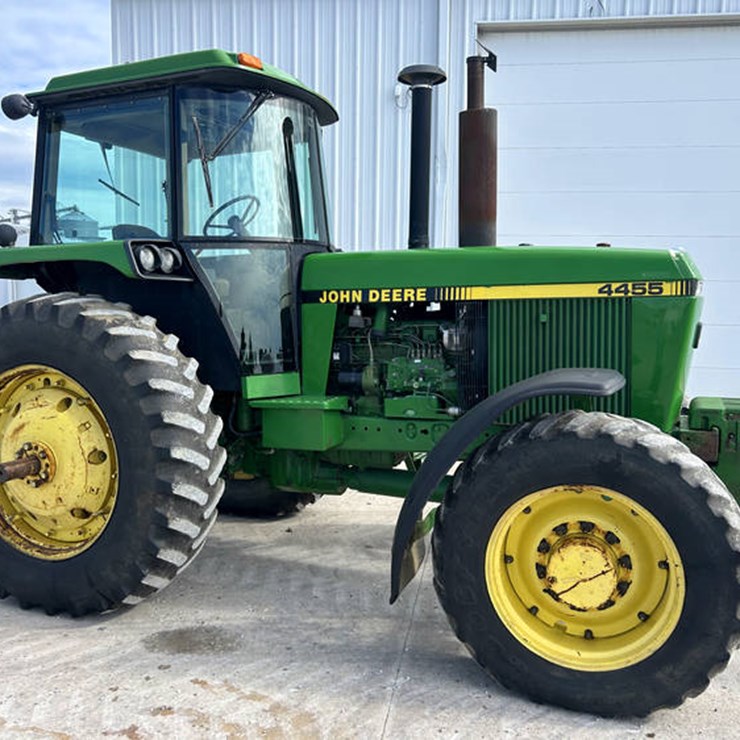 1990 JOHN DEERE 4455