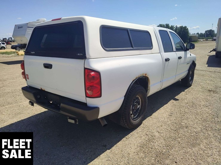 2008-dodge-ram-1500-image-4