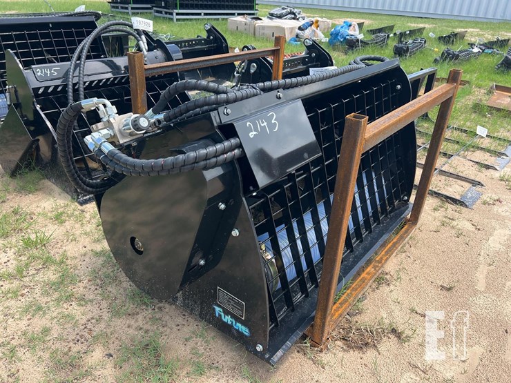 unused-future-skid-steer-hyd-mixing-bucket-image-2