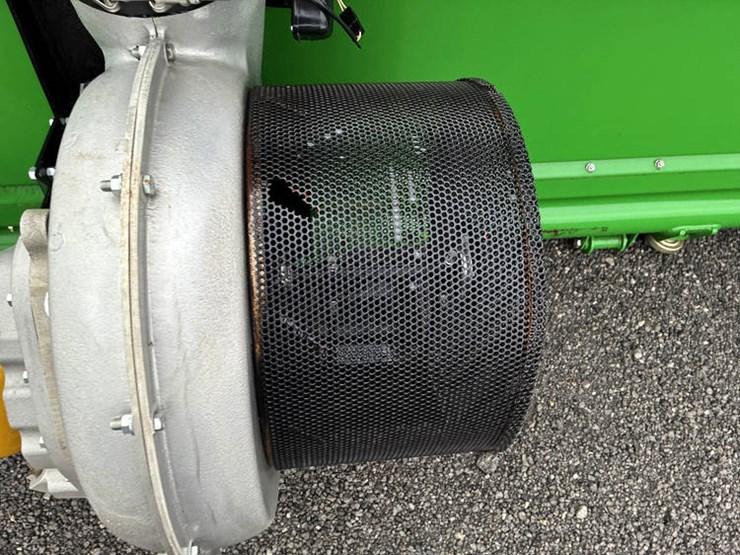2013-john-deere-635f-image-23