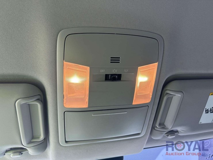 2018-toyota-rav4-image-23