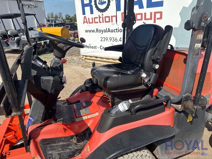 2019-kubota-f3990-image-8