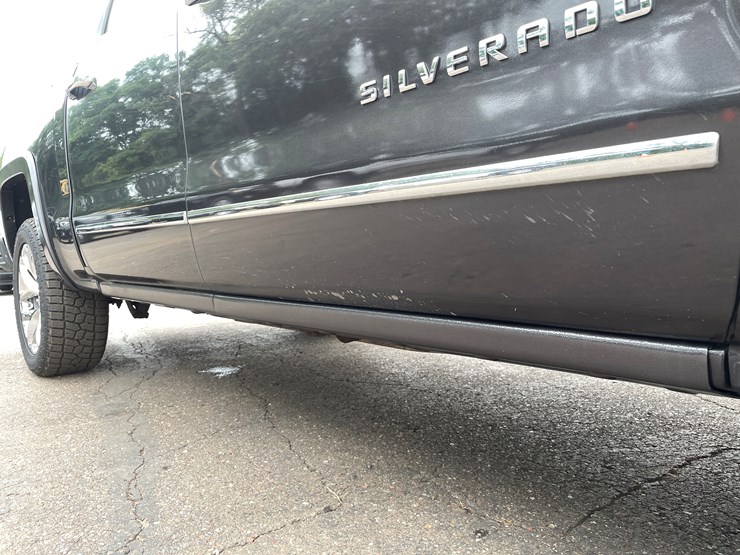 2016-chevrolet-silverado-image-36