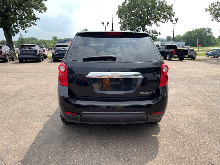 2013-chevrolet-equinox-lt-image-5