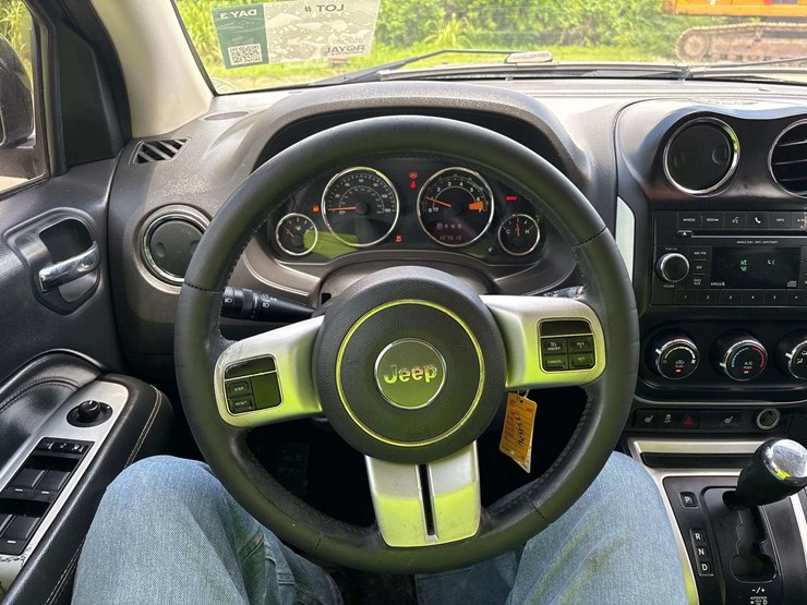 2015-jeep-compass-image-7