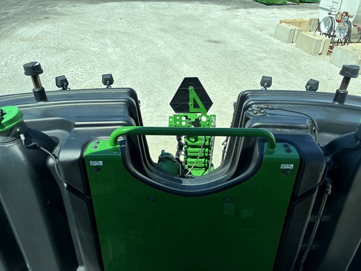 2023-john-deere-9r-440-image-105