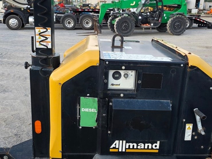 2018-allmand-light-tower-(runs-and-works)-image-8