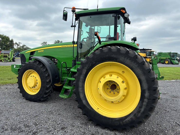 2009-john-deere-8430-image-7